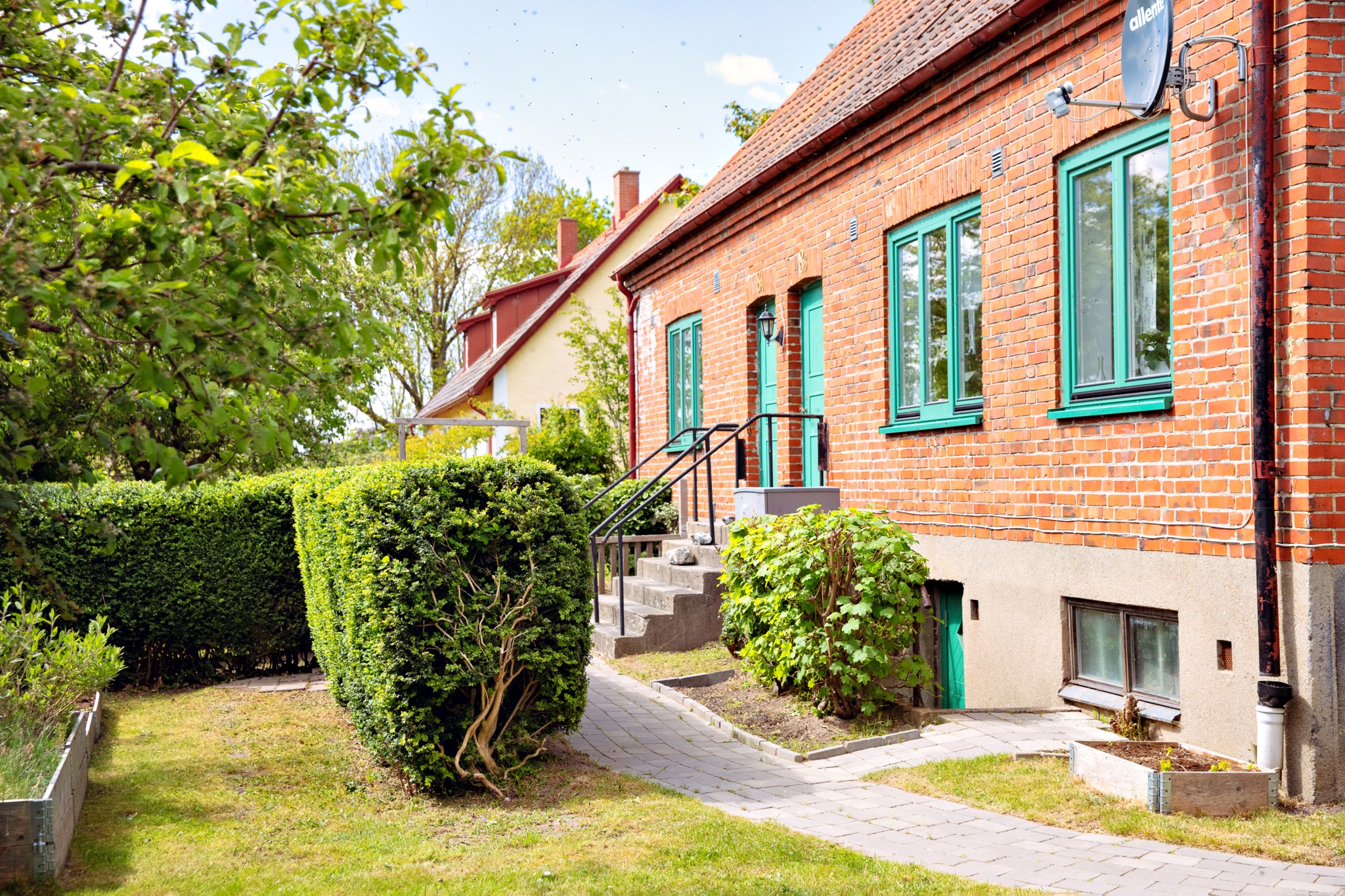  BARA BYVÄG 8-0