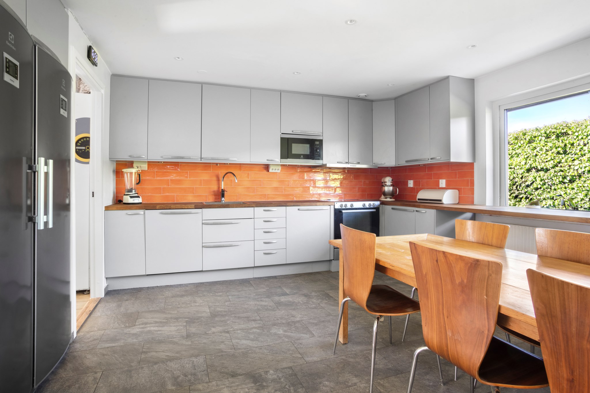 BRÄNNAREVÄGEN 10-2