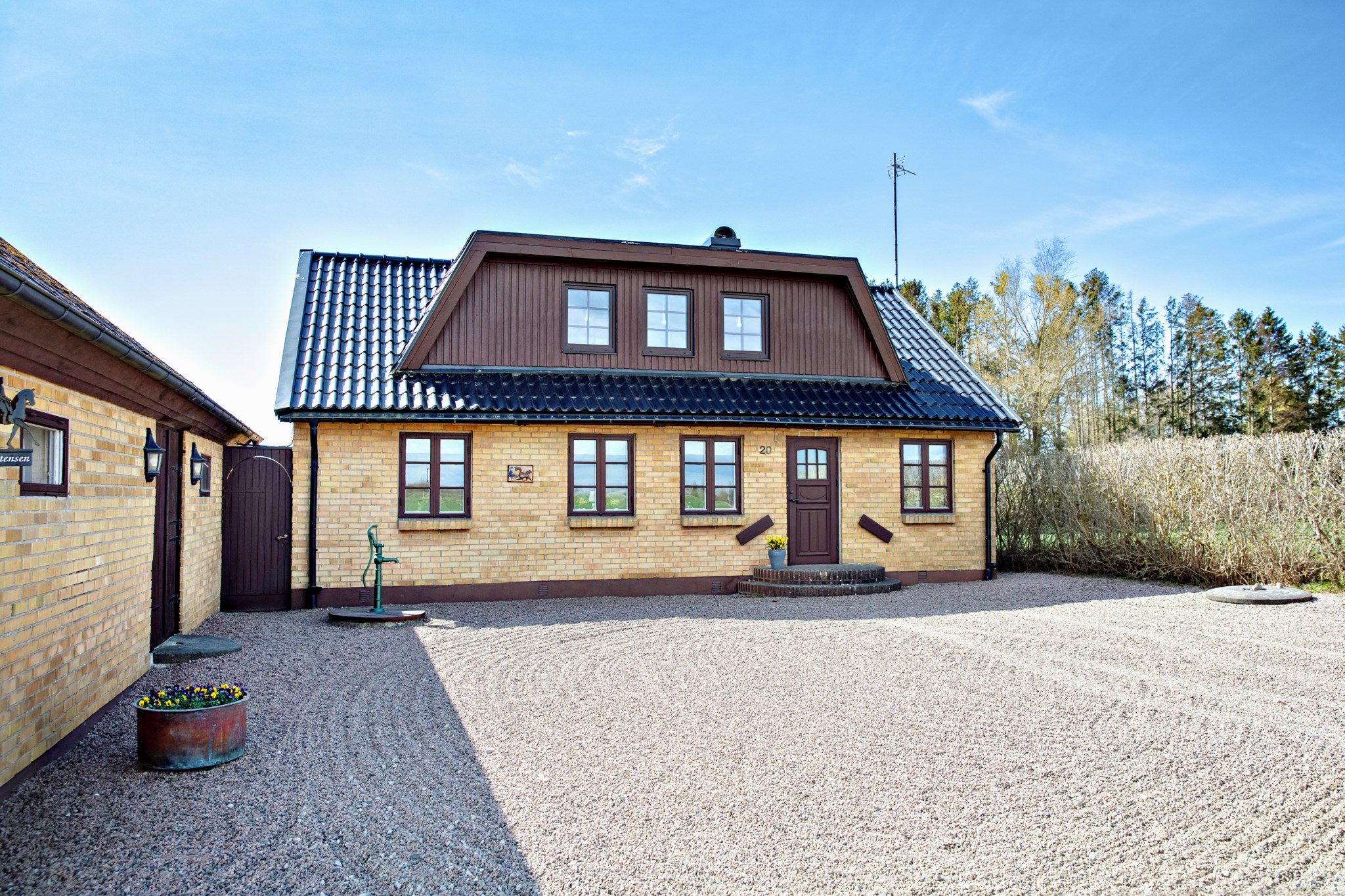  KRÅKEGÅRDSVÄGEN 20