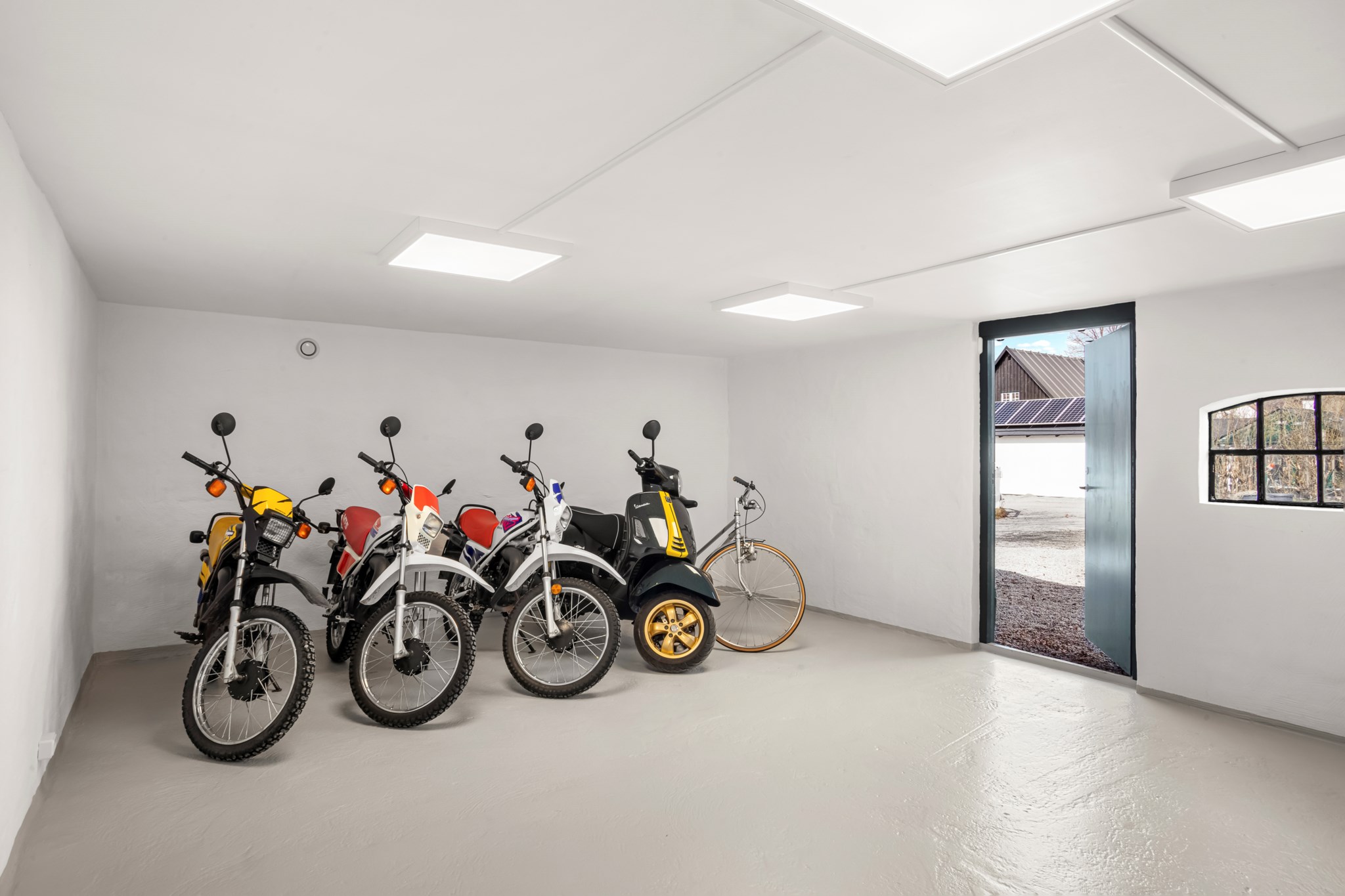  ÖSTRA VÄRLINGE BYAVÄG 22-0