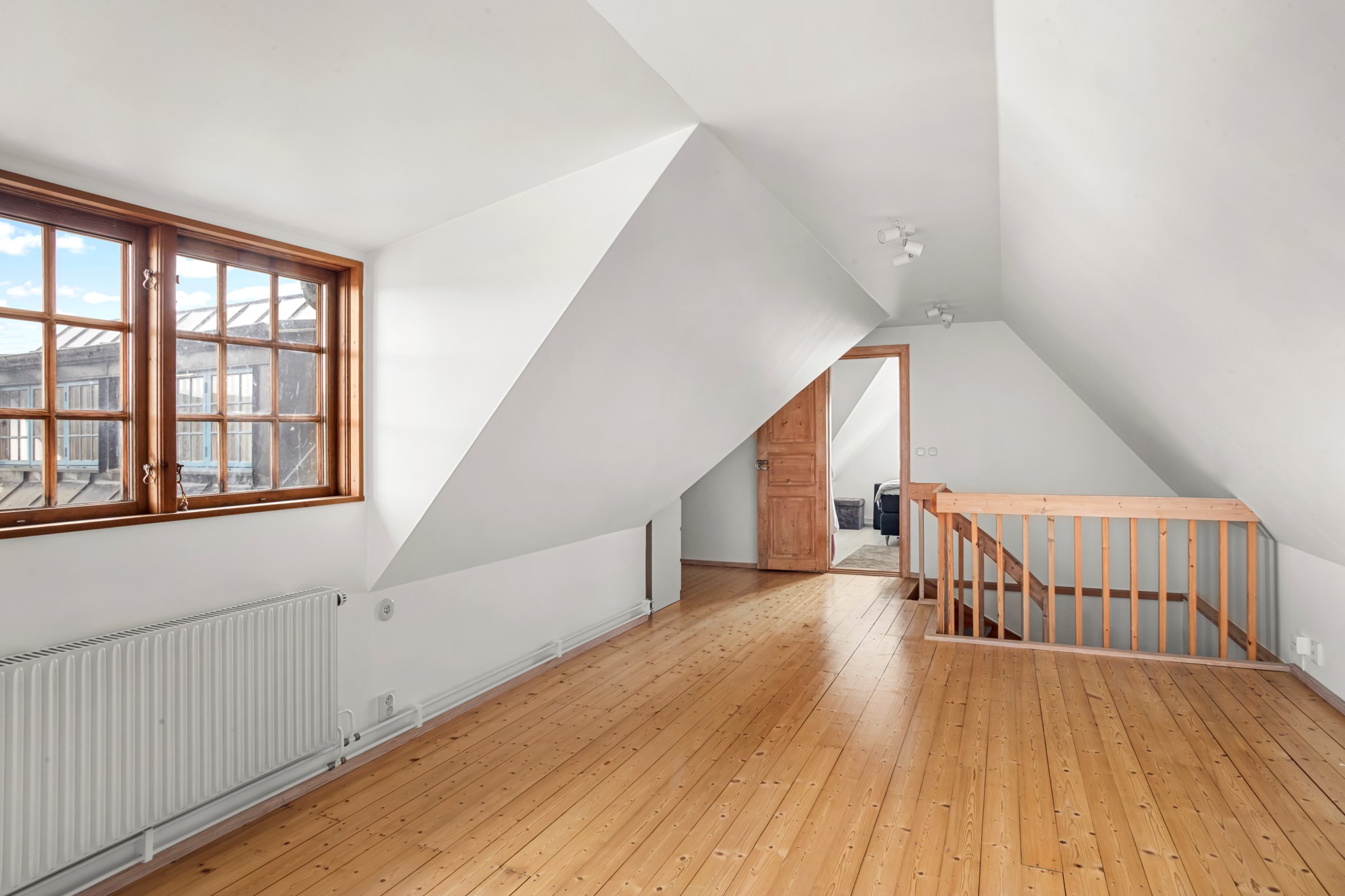  ÖSTRA VÄRLINGE BYAVÄG 22-0