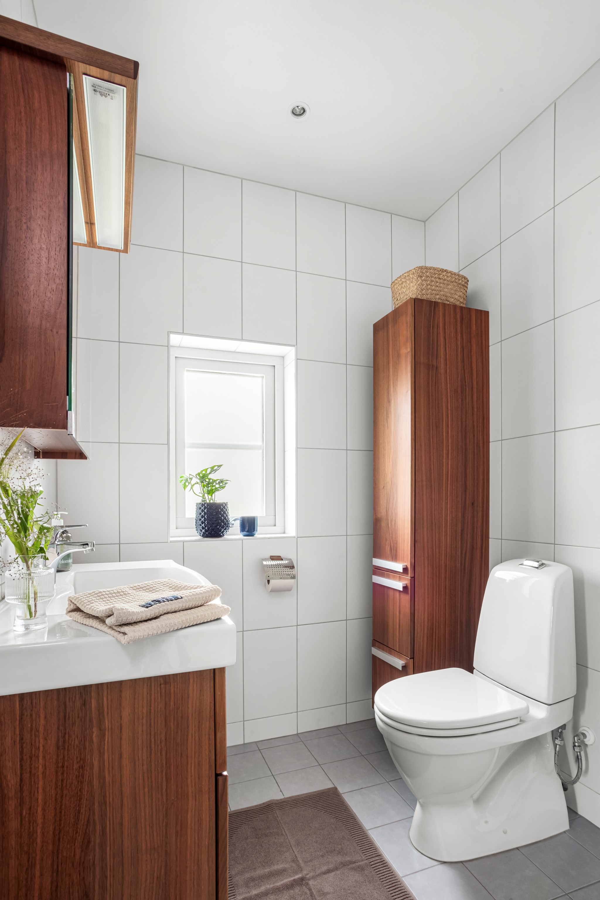  TRAVAREVÄGEN 45-0