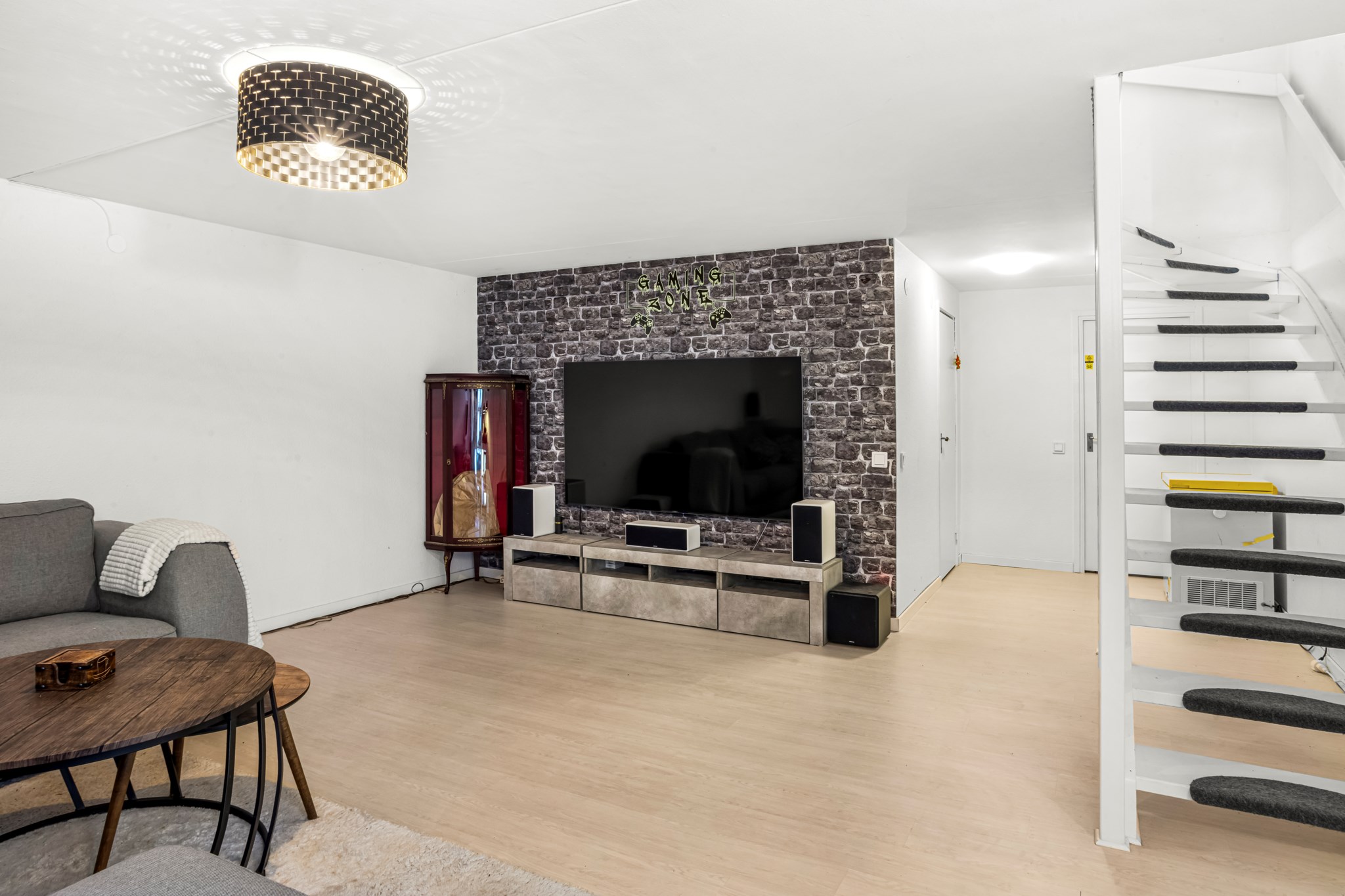  VÄRBYÄNGEN 105