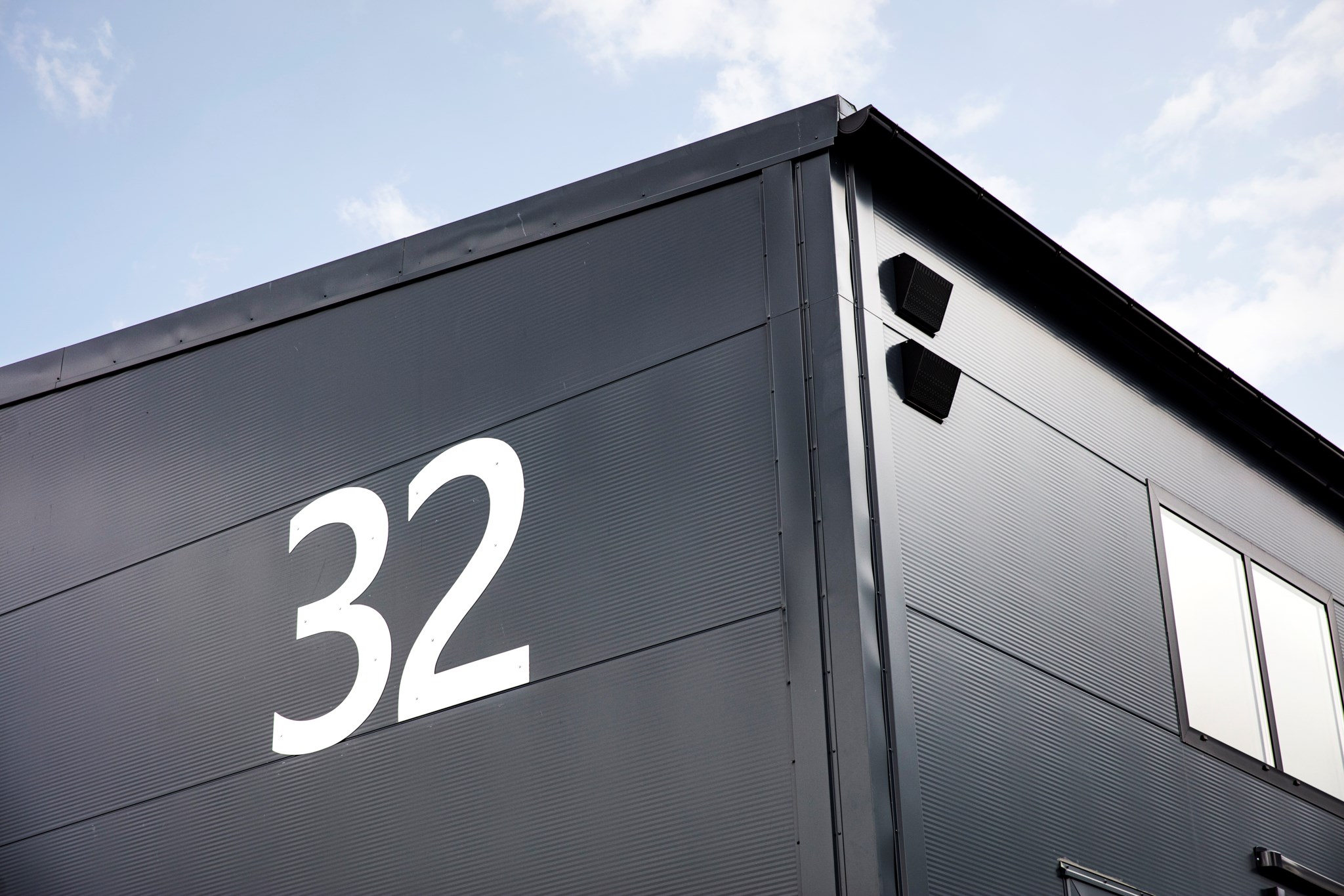  INDUSTRIGATAN 32